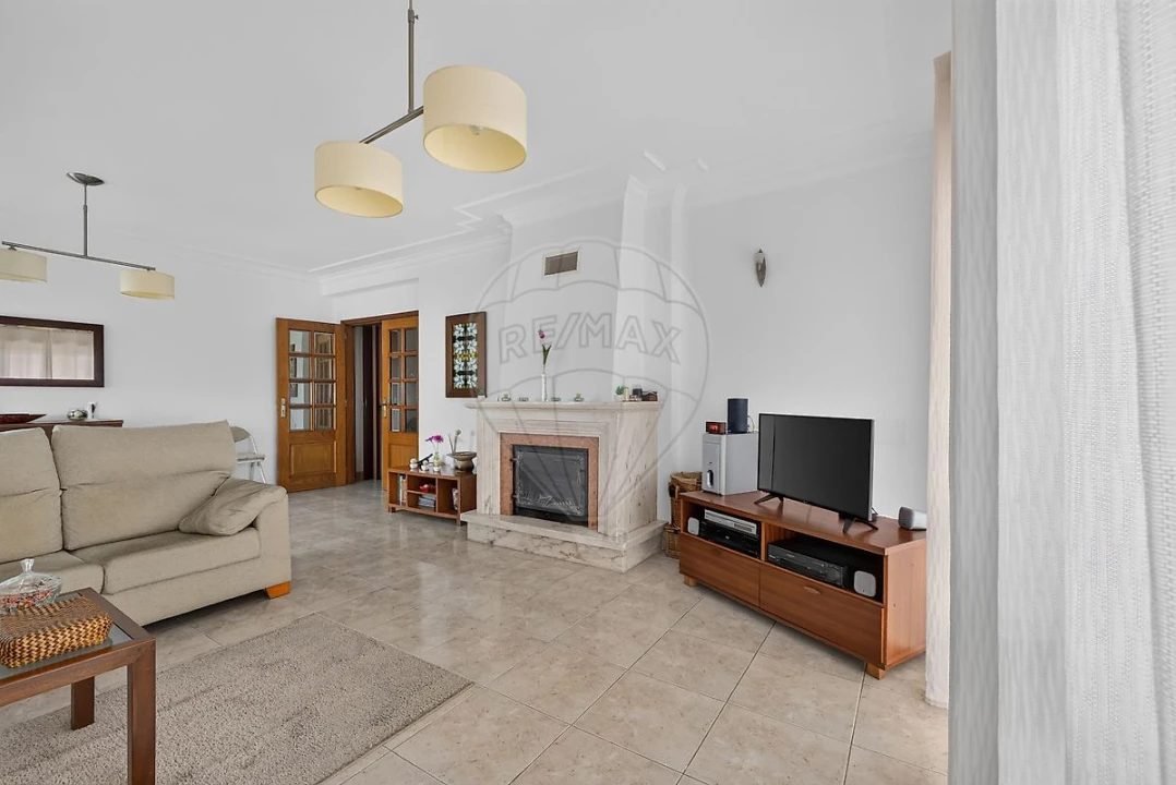 Apartamento T3 para Venda em Barreiro e Lavradio Foto 5