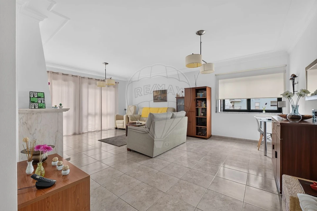 Apartamento T3 para Venda em Barreiro e Lavradio Foto 3