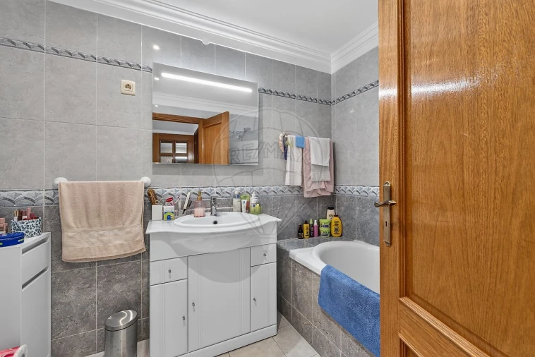 Apartamento T3 para Venda em Barreiro e Lavradio Foto 18