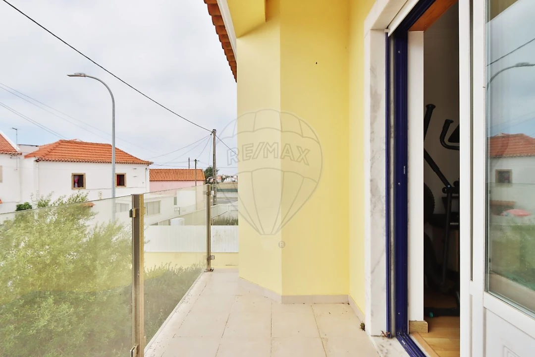 Moradia T3 para Venda em São João das Lampas e Terrugem Foto 33