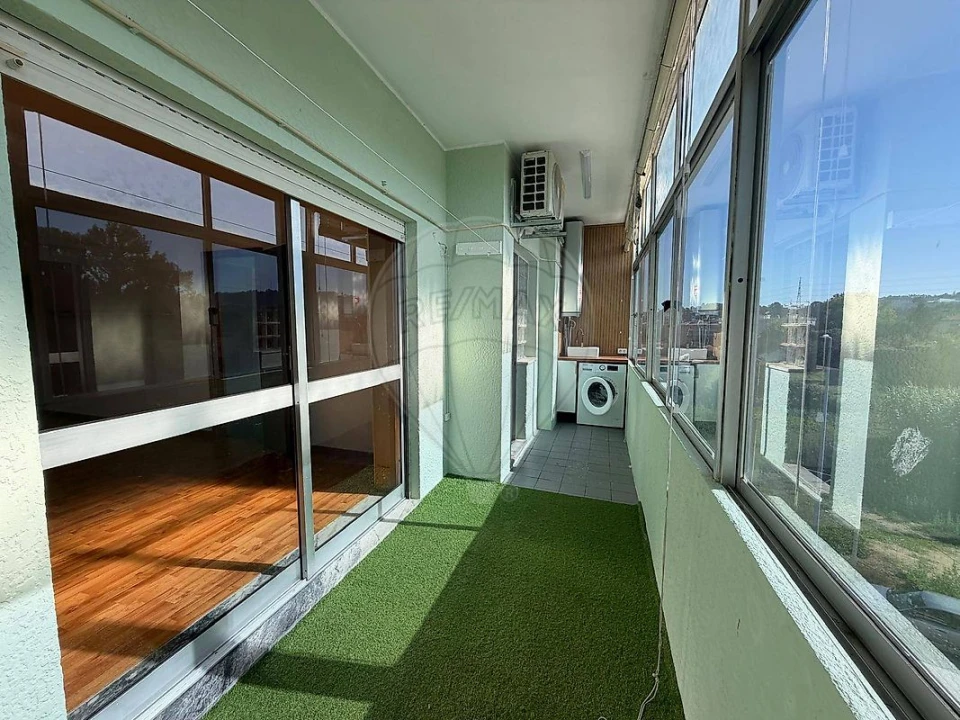 Apartamento T3 para Arrendamento em Oliveira do Douro Foto 10