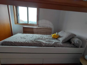 Apartamento T3 para Arrendamento em Oliveira do Douro