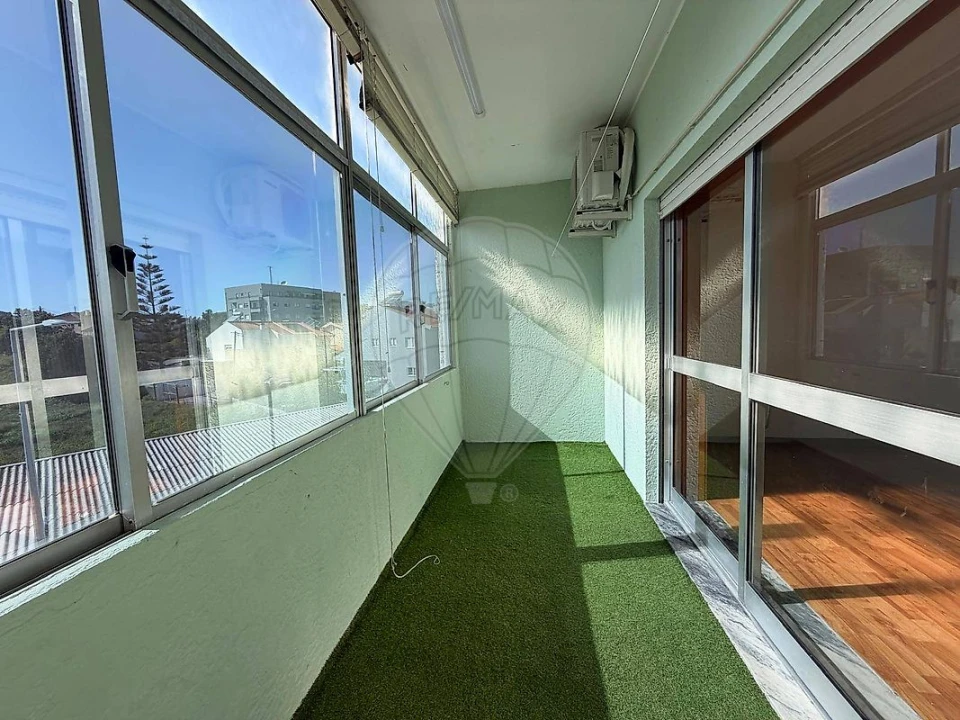 Apartamento T3 para Arrendamento em Oliveira do Douro Foto 23