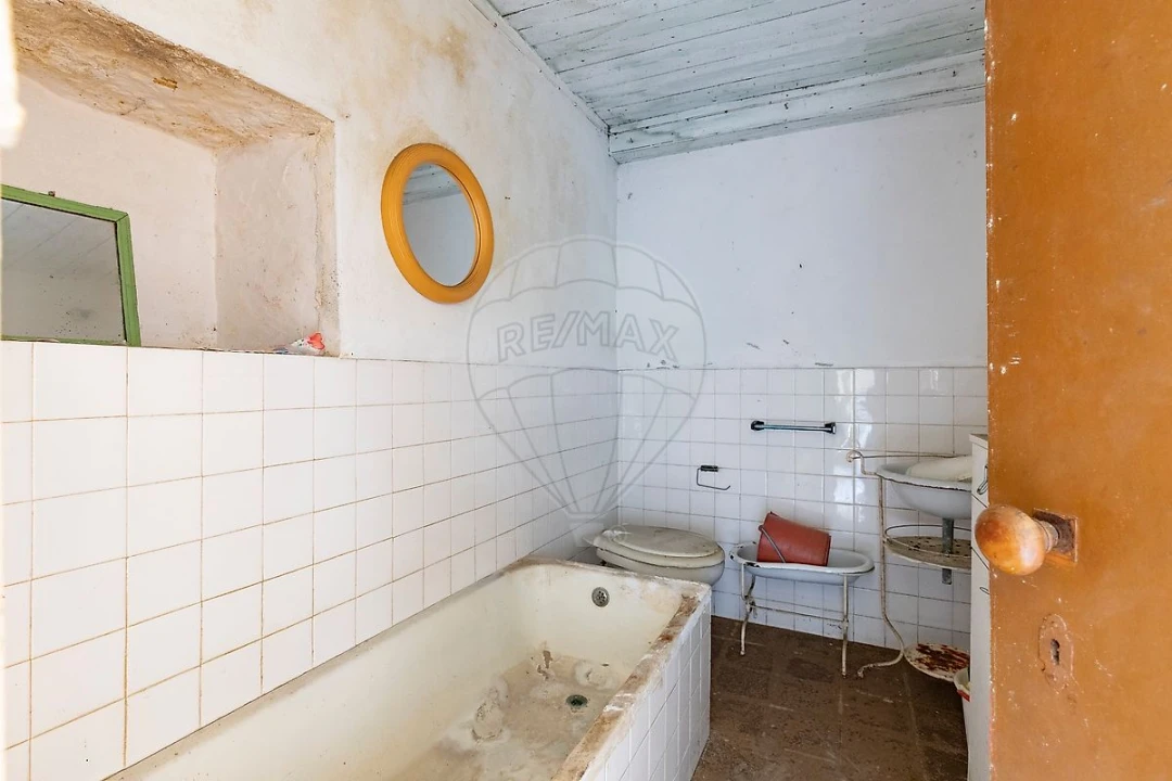 Moradia T2 para Venda em Dois Portos e Runa Foto 7