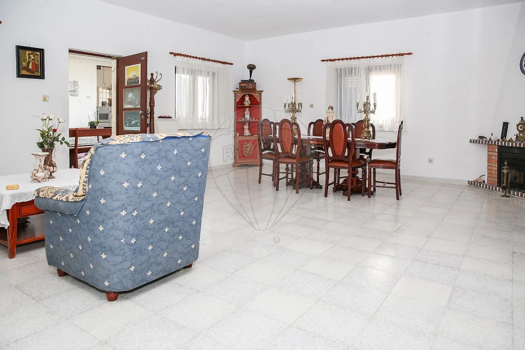 Moradia T4 para Venda em Ramalhal Foto 33
