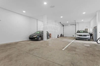 Apartamento T2 para Venda em Santa Maria, São Pedro e Matacães