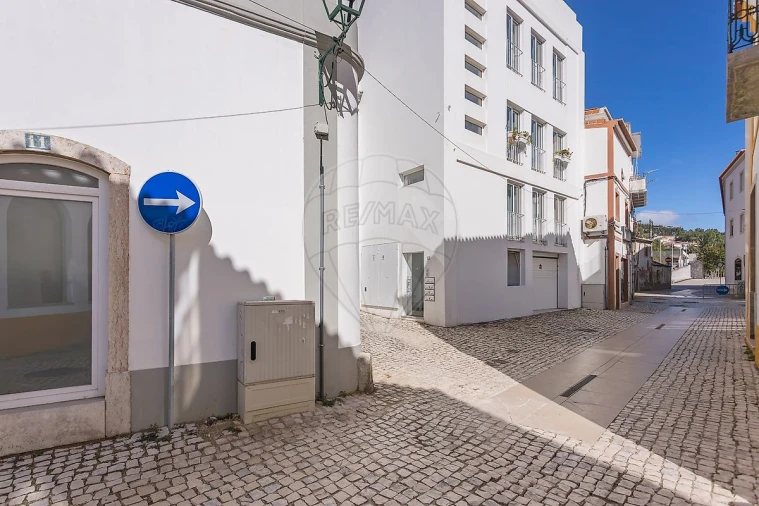 Apartamento T2 para Venda em Santa Maria, São Pedro e Matacães Foto 24
