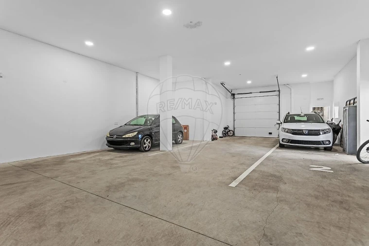 Apartamento T2 para Venda em Santa Maria, São Pedro e Matacães Foto 20