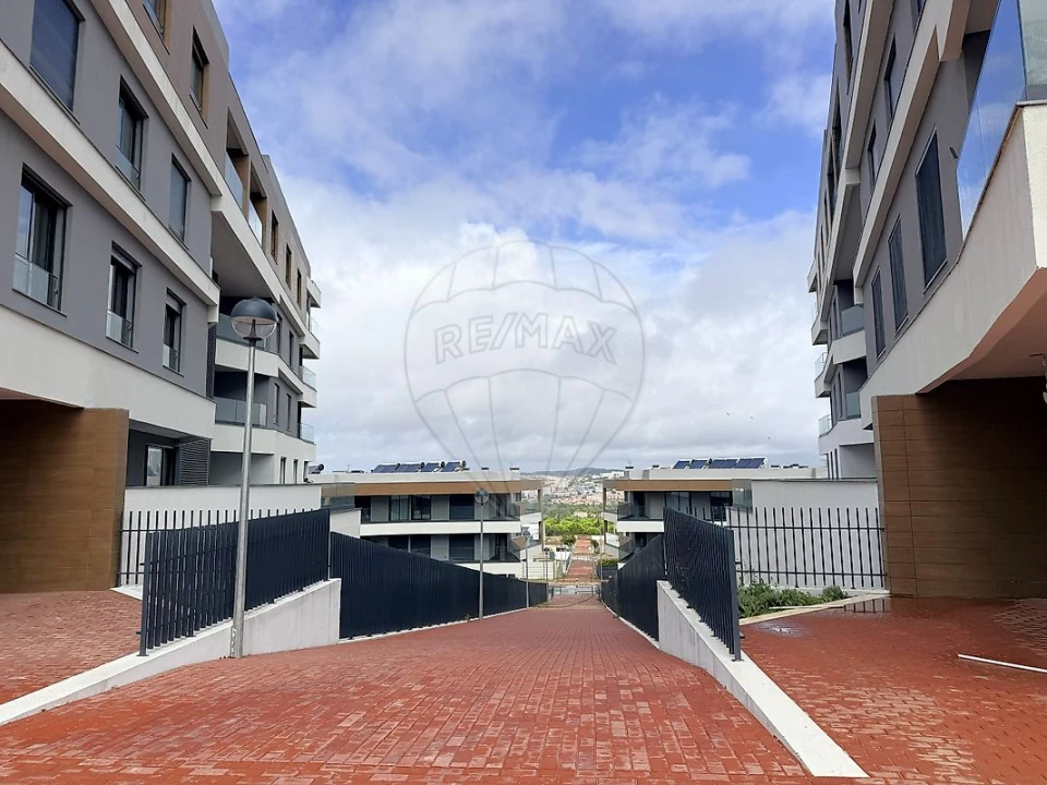 Apartamento T2 para Arrendamento em Venteira Foto 8
