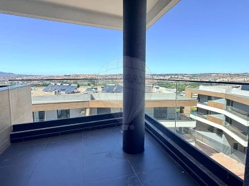 Apartamento T2 para Arrendamento em Venteira
