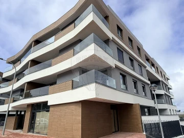 Apartamento T2 para Arrendamento em Venteira
