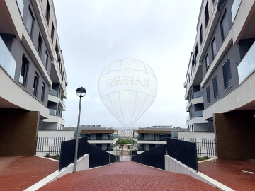 Apartamento T2 para Arrendamento em Venteira