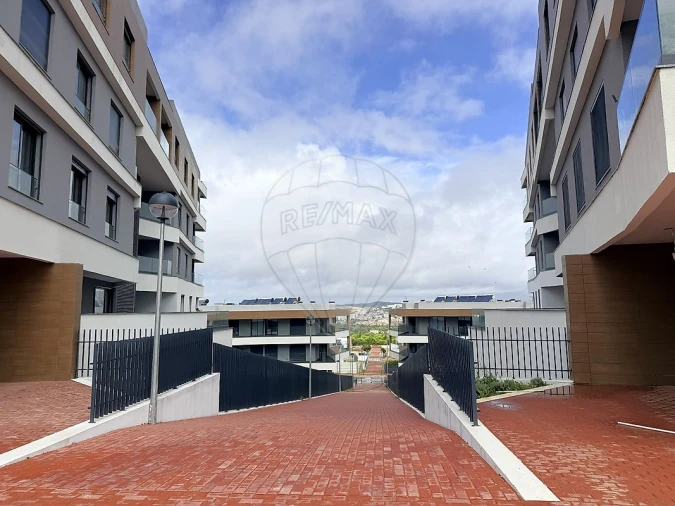 Apartamento T2 para Arrendamento em Venteira Foto 8