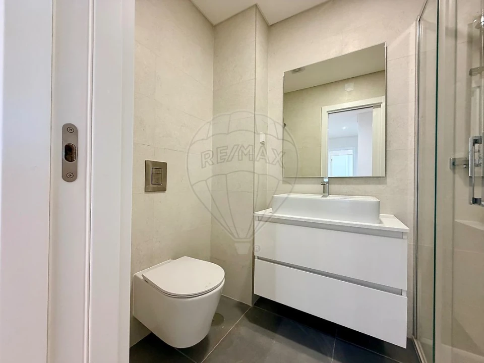 Apartamento T2 para Arrendamento em Venteira Foto 9