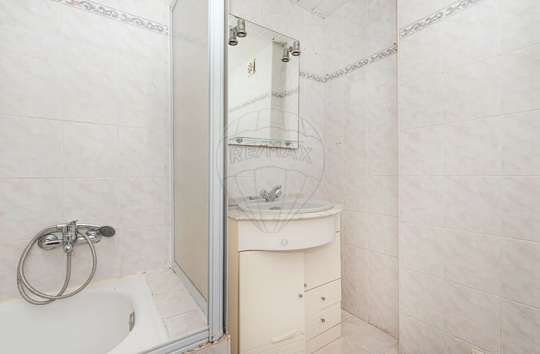 Apartamento T2 para Venda em Santa Clara Foto 26