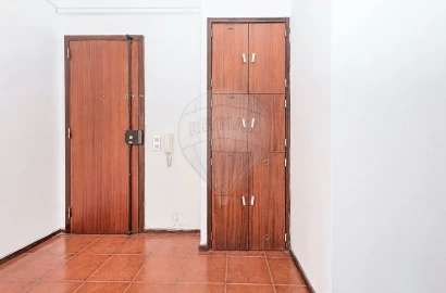Apartamento T2 para Venda em Santa Clara