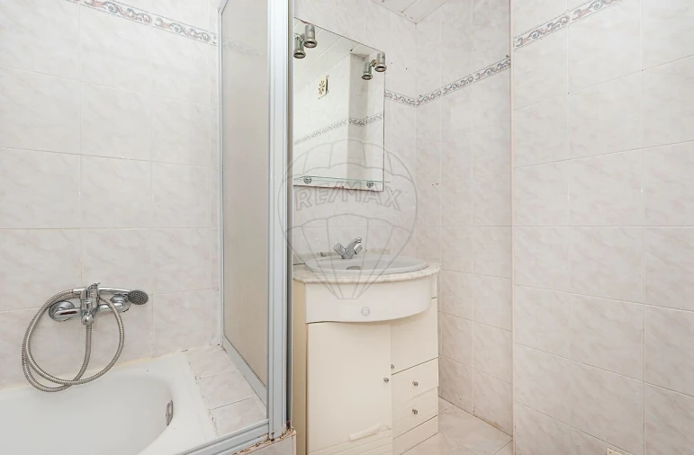 Apartamento T2 para Venda em Santa Clara Foto 26