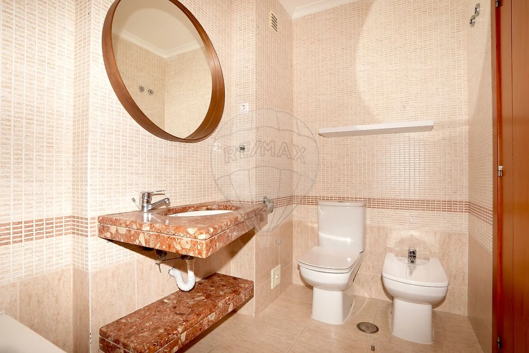 Apartamento T1 para Venda em Carregado e Cadafais Foto 11