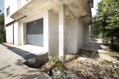 Moradia T6 para Venda em Junqueira