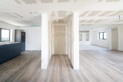 Moradia T6 para Venda em Junqueira