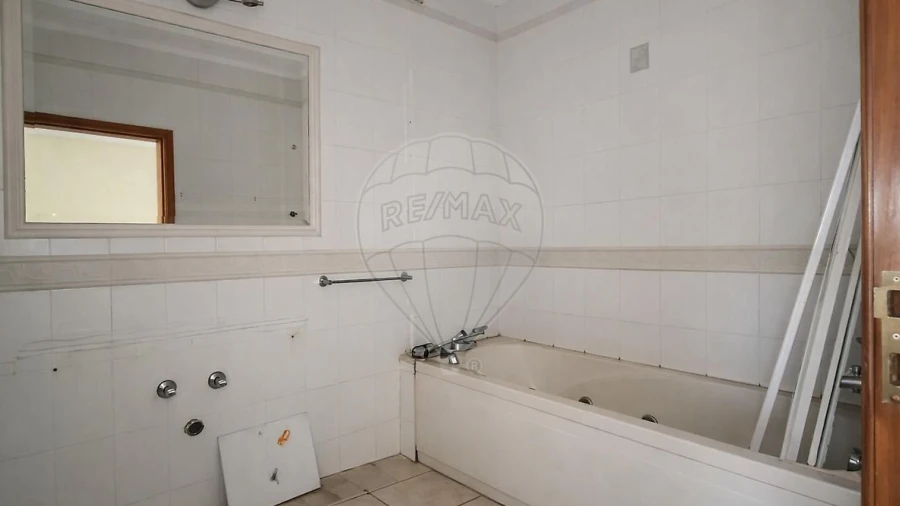 Apartamento T2 para Venda em Benfica do Ribatejo