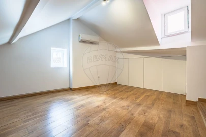 Apartamento T2 para Arrendamento em Misericórdia