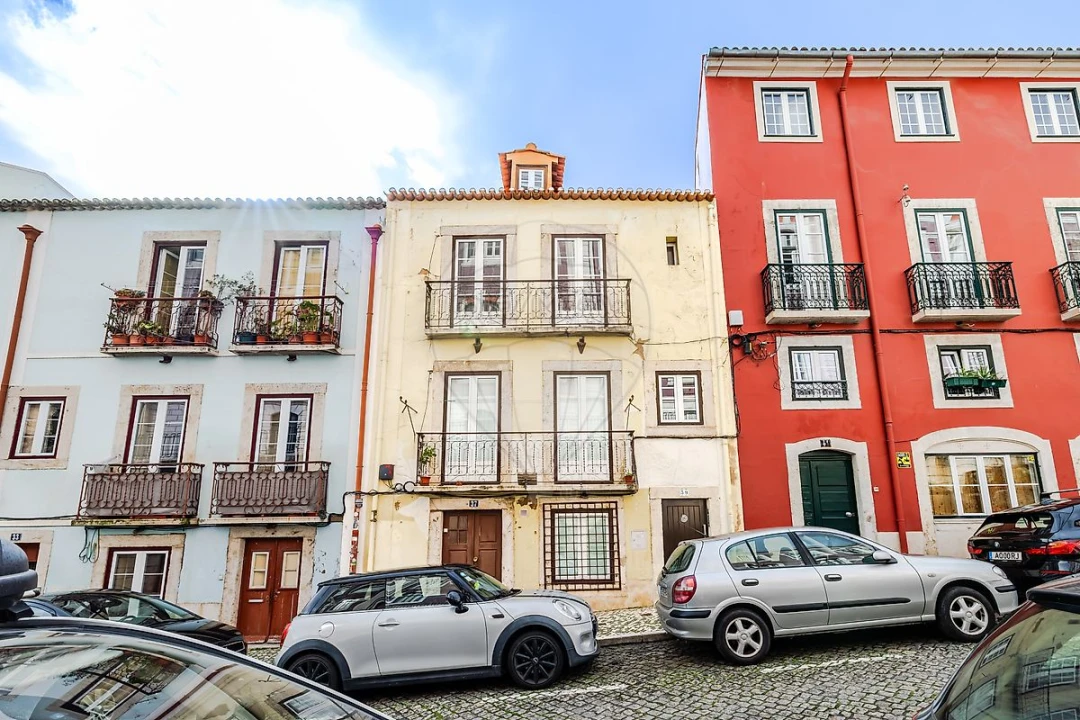 Apartamento T2 para Arrendamento em Misericórdia Foto 11
