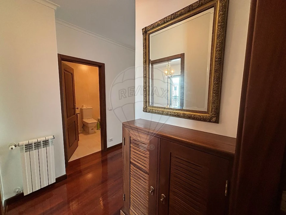 Apartamento T4 para Arrendamento em Ovar, São João, Arada e São Vicente de Pereira Jusã Foto 28