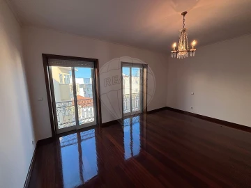 Apartamento T4 para Arrendamento em Ovar, São João, Arada e São Vicente de Pereira Jusã