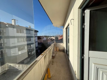 Apartamento T4 para Arrendamento em Ovar, São João, Arada e São Vicente de Pereira Jusã