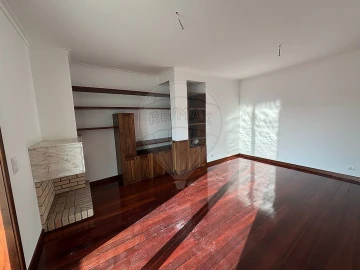 Apartamento T4 para Arrendamento em Ovar, São João, Arada e São Vicente de Pereira Jusã