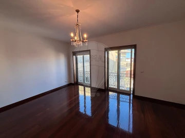 Apartamento T4 para Arrendamento em Ovar, São João, Arada e São Vicente de Pereira Jusã