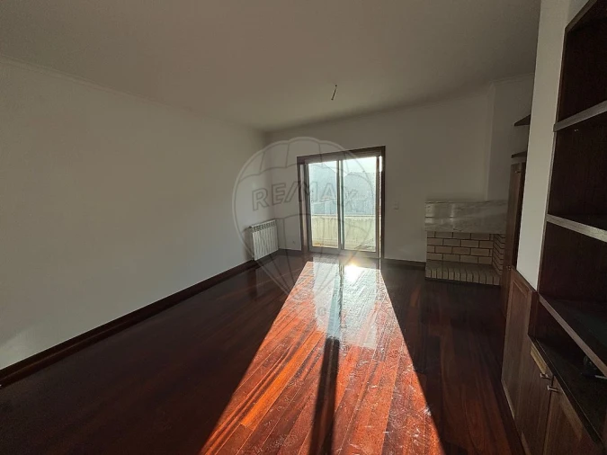 Apartamento T4 para Arrendamento em Ovar, São João, Arada e São Vicente de Pereira Jusã Foto 16