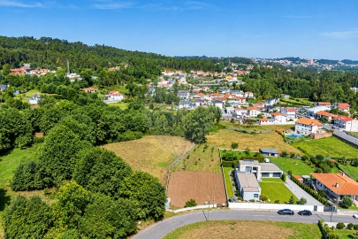 Terreno para Venda em Caldas de São Jorge e Pigeiros
