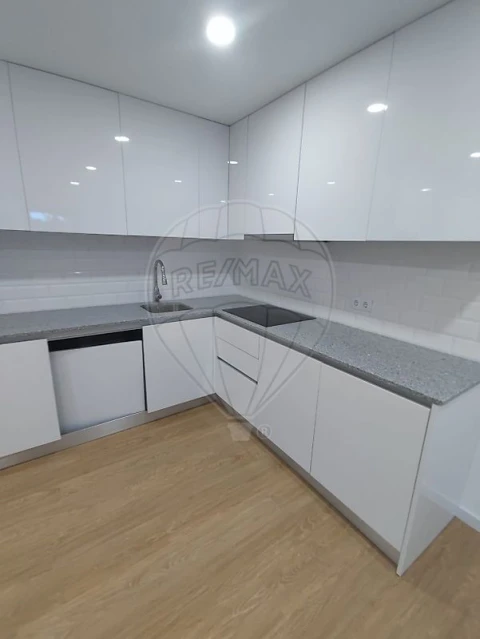 Apartamento T2 para Venda em Beduído e Veiros