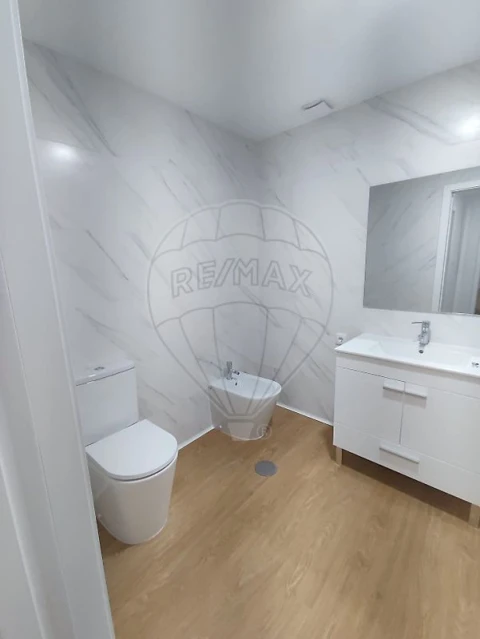 Apartamento T2 para Venda em Beduído e Veiros