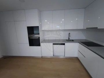 Apartamento T2 para Venda em Beduído e Veiros