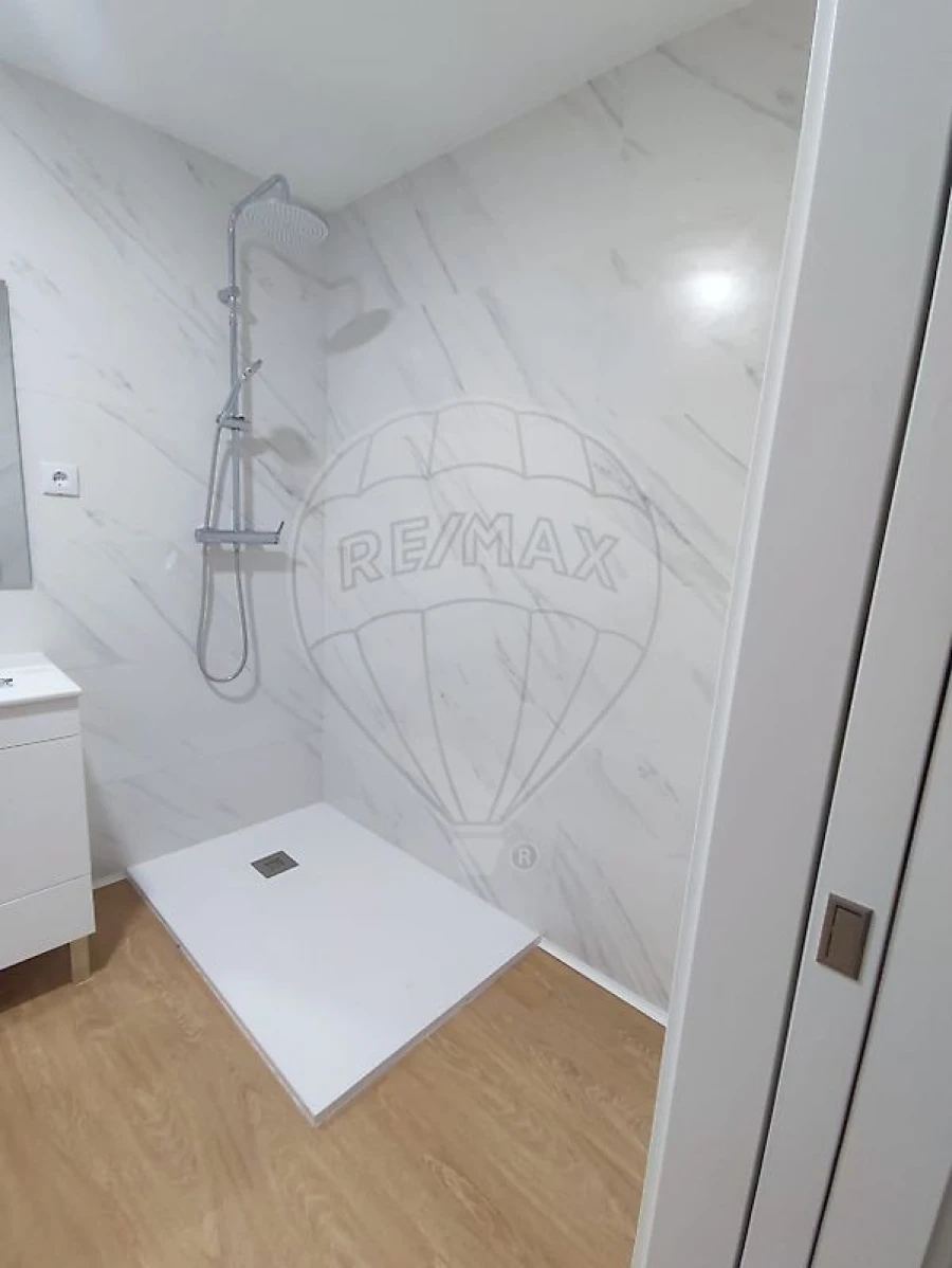 Apartamento T2 para Venda em Beduído e Veiros Foto 18