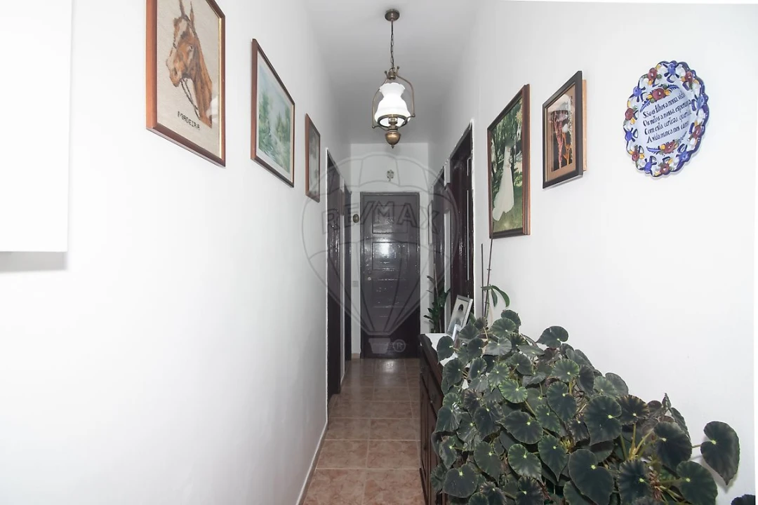 Moradia T2 para Venda em Carregado e Cadafais Foto 5