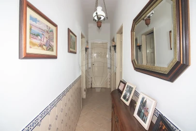 Moradia T2 para Venda em Carregado e Cadafais