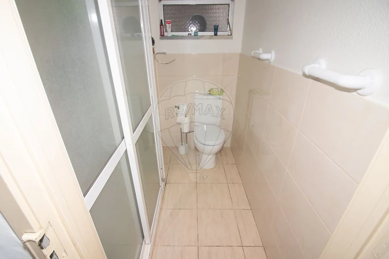 Moradia T2 para Venda em Carregado e Cadafais Foto 14