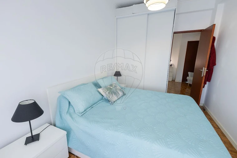 Apartamento T2 para Venda em Vila Franca de Xira Foto 9