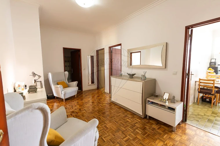 Apartamento T2 para Venda em Vila Franca de Xira Foto 17