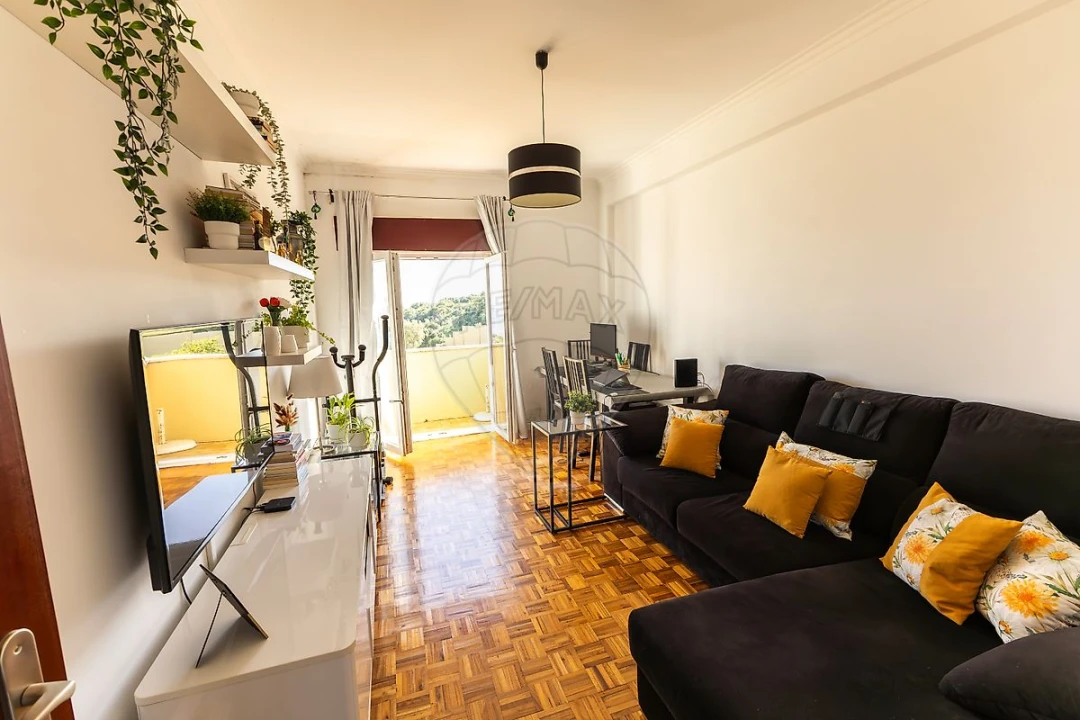 Apartamento T2 para Venda em Vila Franca de Xira Foto 4
