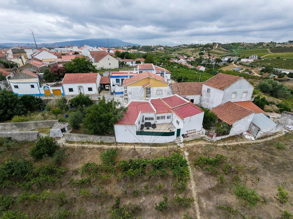 Moradia T2 para Venda em Olhalvo Foto 17