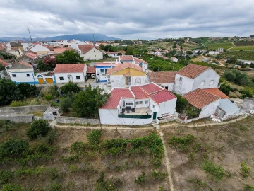 Moradia T2 para Venda em Olhalvo