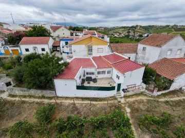 Moradia T2 para Venda em Olhalvo
