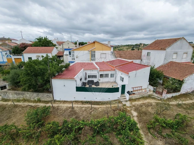 Moradia T2 para Venda em Olhalvo Foto 22