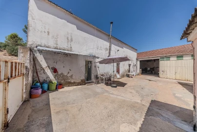 Moradia T4 para Venda em Alenquer (Santo Estêvão e Triana)