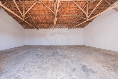 Moradia T4 para Venda em Alenquer (Santo Estêvão e Triana)